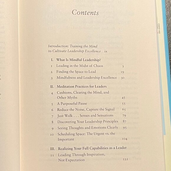 "Finding the Space to Lead," by Janice Marturano, 2014 First Ed. Hardcover - Picture 9 of 10
